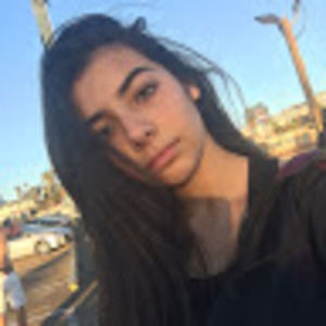 Meet your Posher, Emna